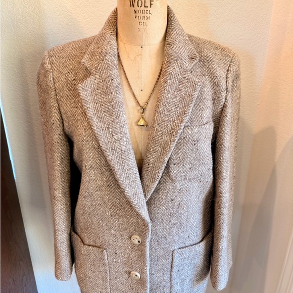 Women's Vintage Herringbone Tweed Tan Blazer - Picture 2 of 5